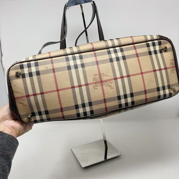 Burberry Brown Beige Haymarket Check Canvas Regent Grommet Tote Bag Double Strap - Picture 9 of 16